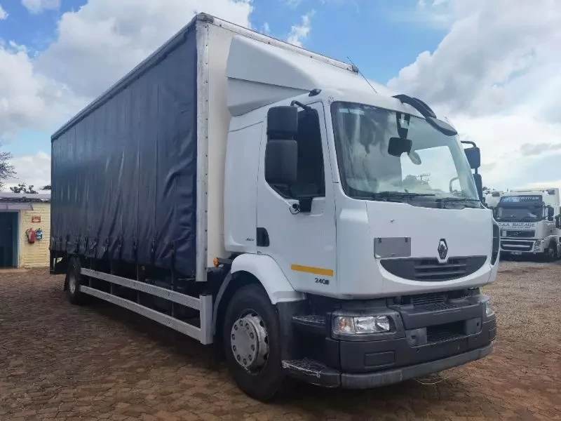 Renault Midlum 240 dxi 2010