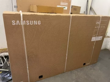 Samsung 85AU7000 85 inc