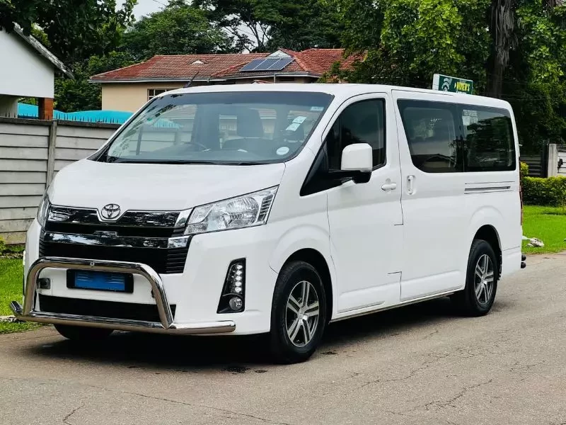 Toyota Hiace 2020