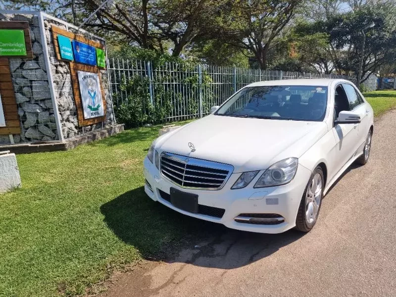 Mercedes Benz E-Class 2011