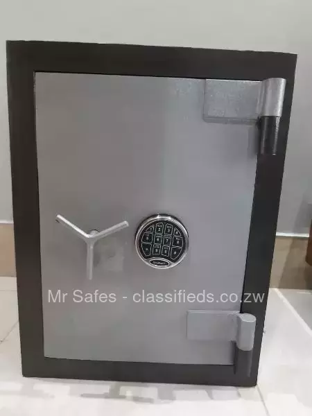 Combination Safes; Digital Safe Dual Safes Digital Safes Safes Home Office Safes