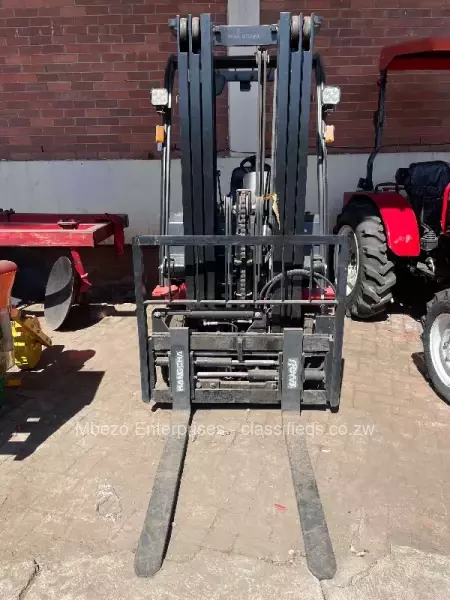 A15 ELECTRIC FORKLIFT 1.5T