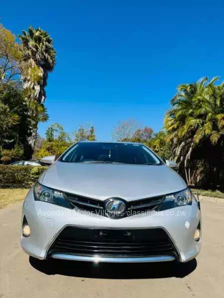 Toyota Auris 2013