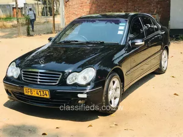 Mercedes Benz C-class 2006 In Zimbabwe 