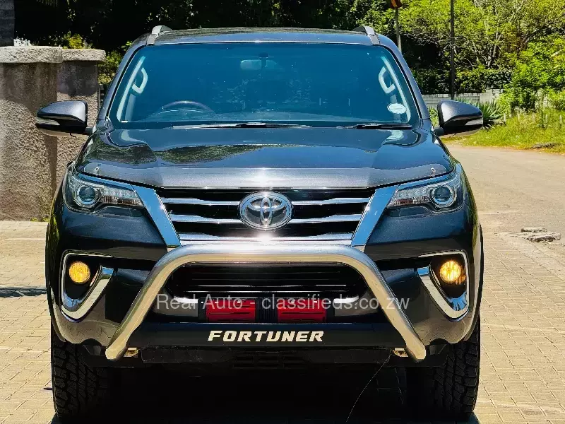 Toyota Fortuner 2016