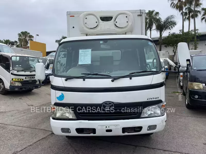 Toyota Dyna 2002 In Zimbabwe Zw