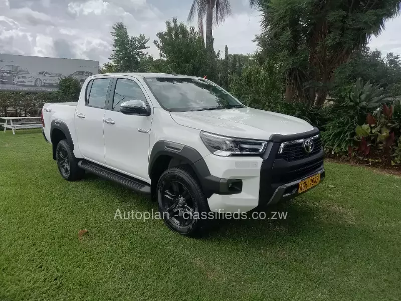 Toyota Hilux Revo 2024