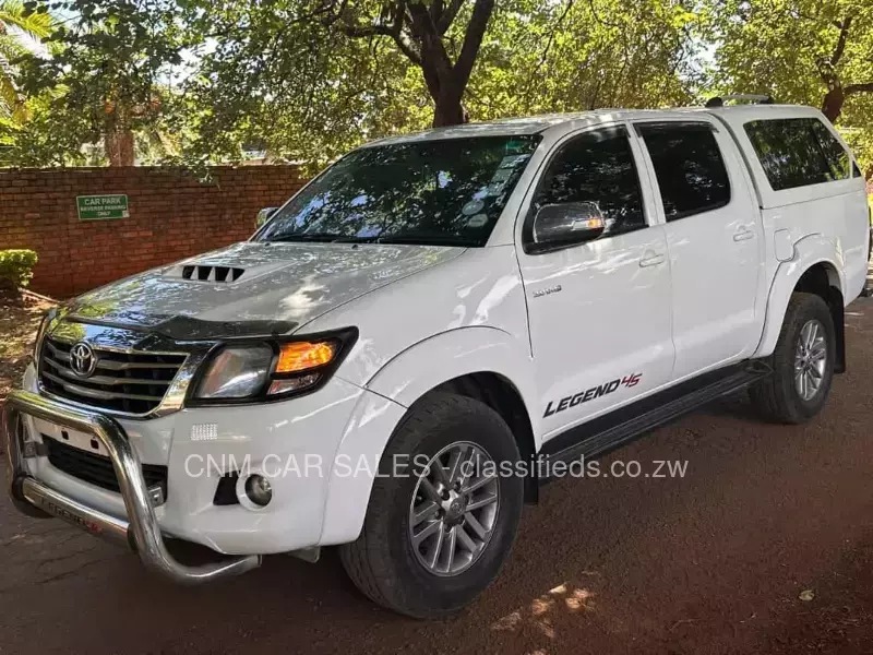 Toyota Hilux 2015