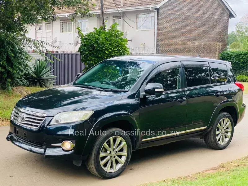 Toyota Vanguard 2013