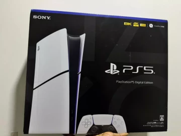 Playstation 5 Slim Digital model 2023