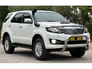 Toyota Fortuner 2014