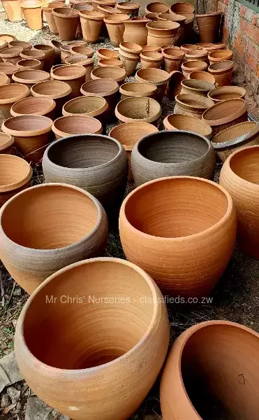 Ceramic pots