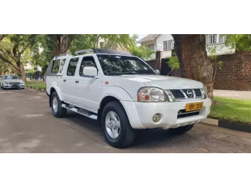 Nissan Hardbody 2012