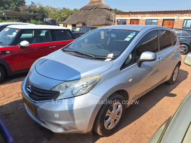 Nissan Note 2015