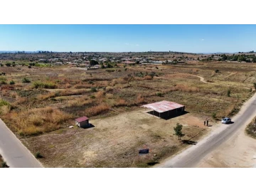 Manresa - Land, Commercial & Industrial Land