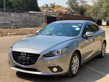 Mazda Axela 2015