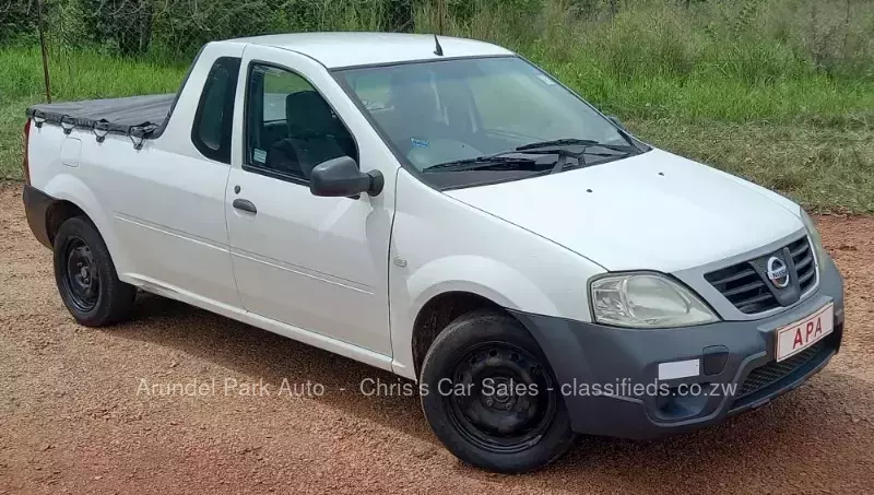 Nissan NP200 2010