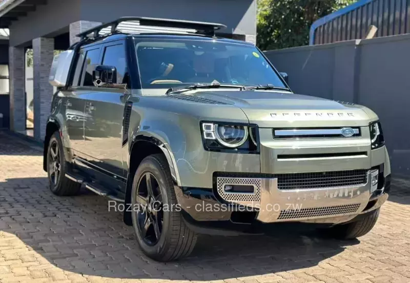 Land Rover Defender 2024