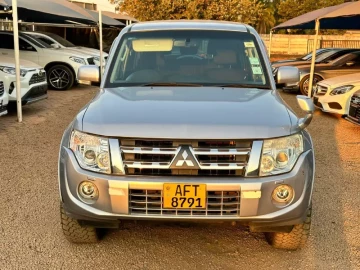 Mitsubishi Pajero 2013