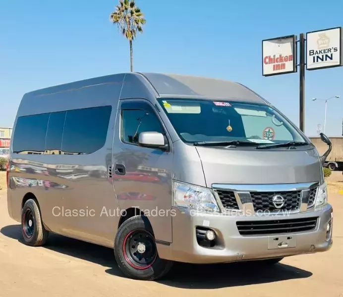 Nissan NV350 2016