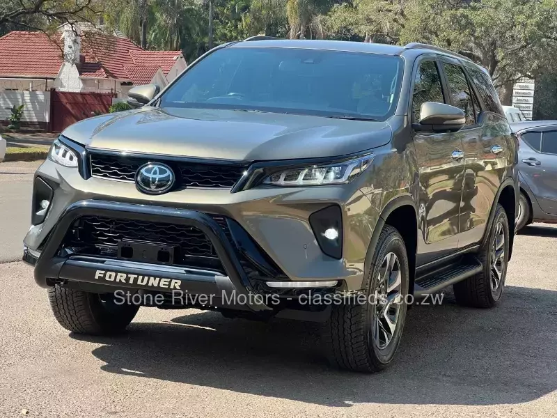 Toyota Fortuner 2024