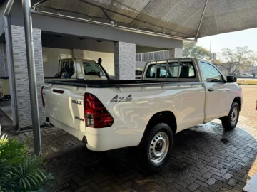 Toyota Hilux 2023