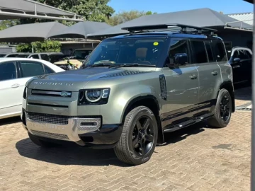 Land Rover Defender 2022