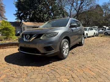 Nissan X-Trail 2015