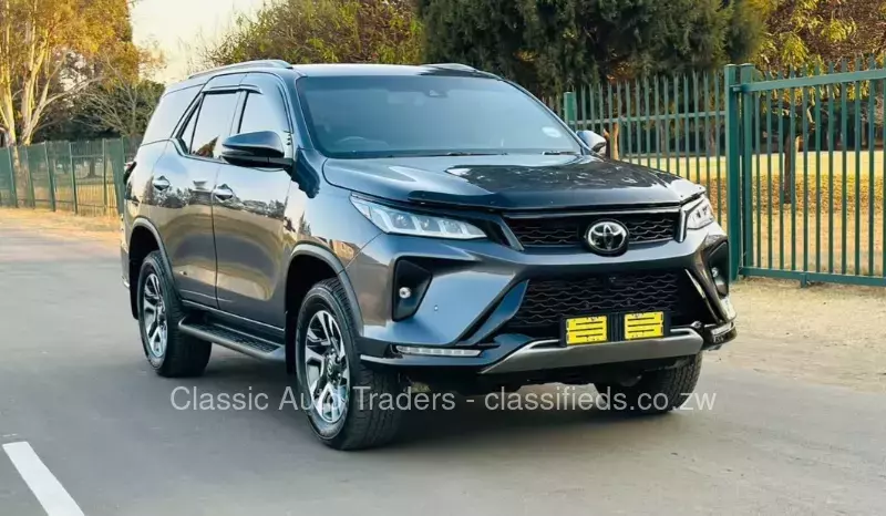 Toyota Fortuner 2024