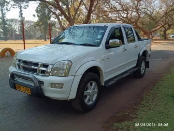 Isuzu KB300 2007