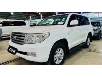 Toyota Land Cruiser 2011