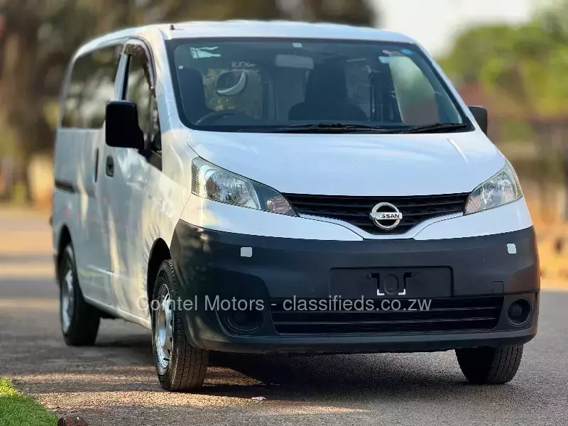 Nissan NV200 2014