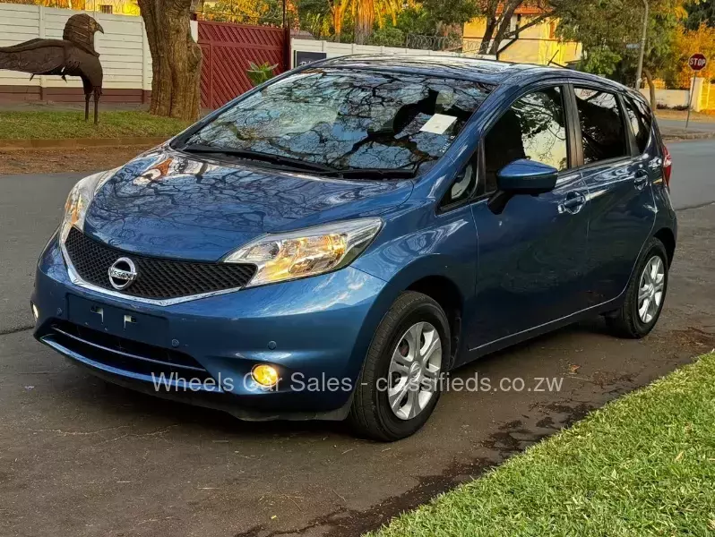 Nissan Note 2015