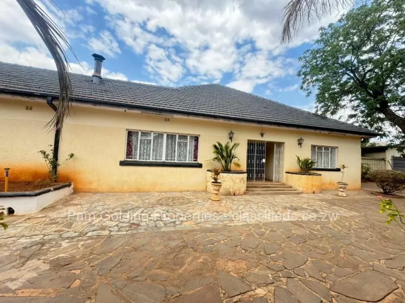 Kumalo - House