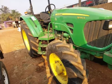 John deere 5-Series 2021