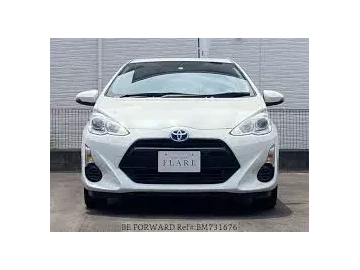 Toyota Aqua 2015