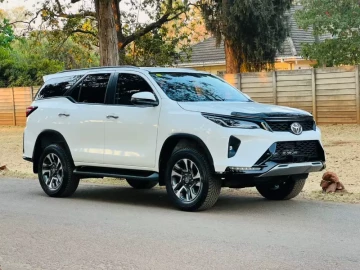 Toyota Fortuner 2024