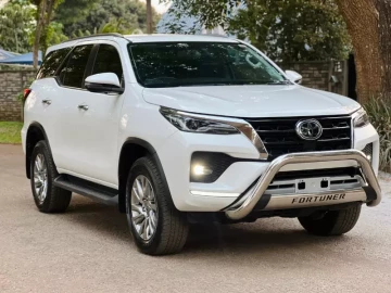 Toyota Fortuner Vx 2020