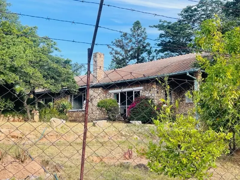 Nyanga - House