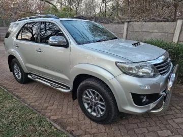 Toyota Fortuner 2013