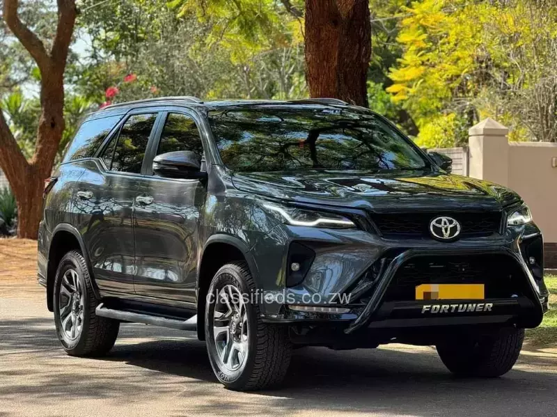 Toyota Fortuner 2023