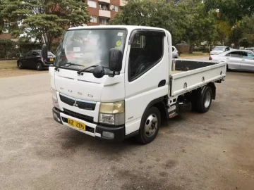 Mitsubishi Canter 2015