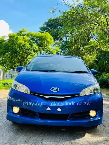 Toyota Wish 2014