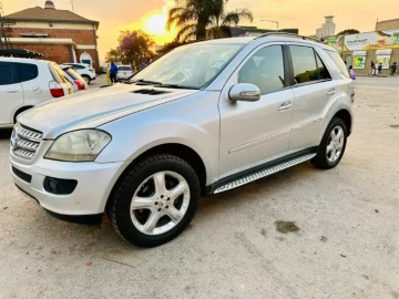 Mercedes Benz ML-Class 2009