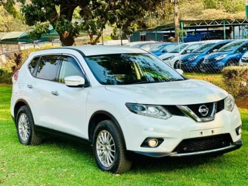 Nissan X-Trail 2015