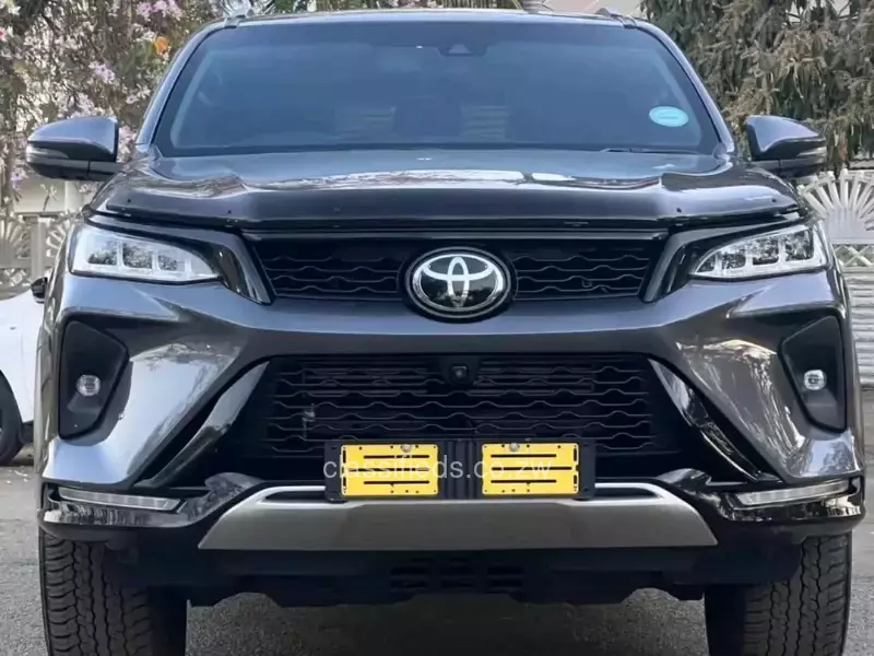 Toyota Fortuner 2024