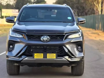 Toyota Fortuner 2024