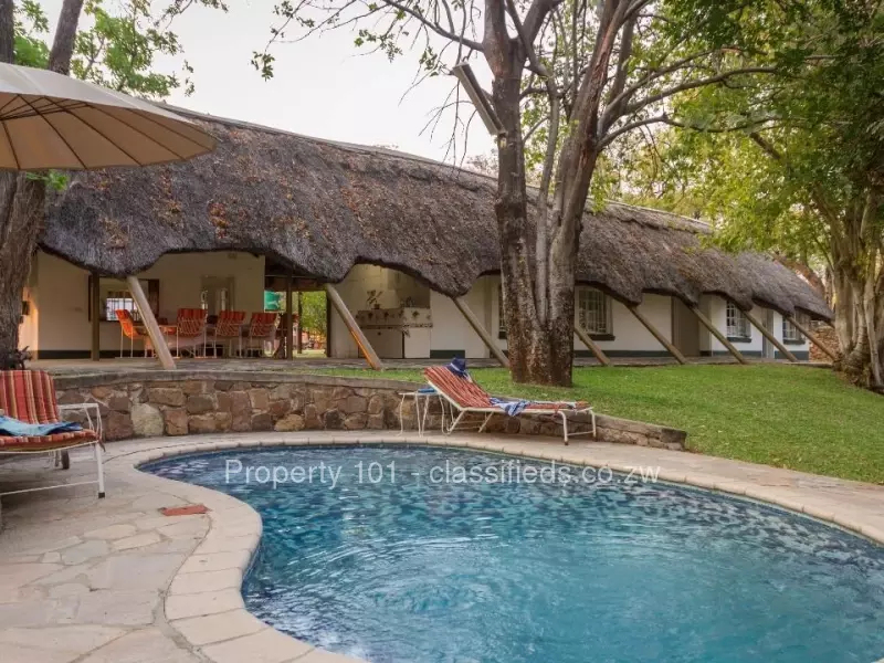 Kariba - Hotel & Lodge