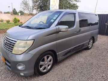 Nissan Elgrand 2006