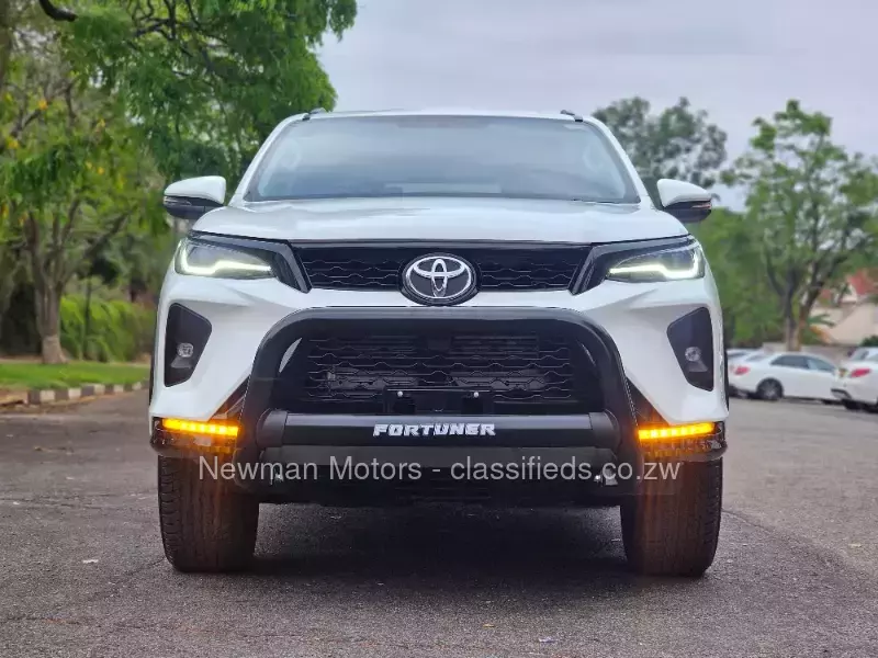 Toyota Fortuner 2023